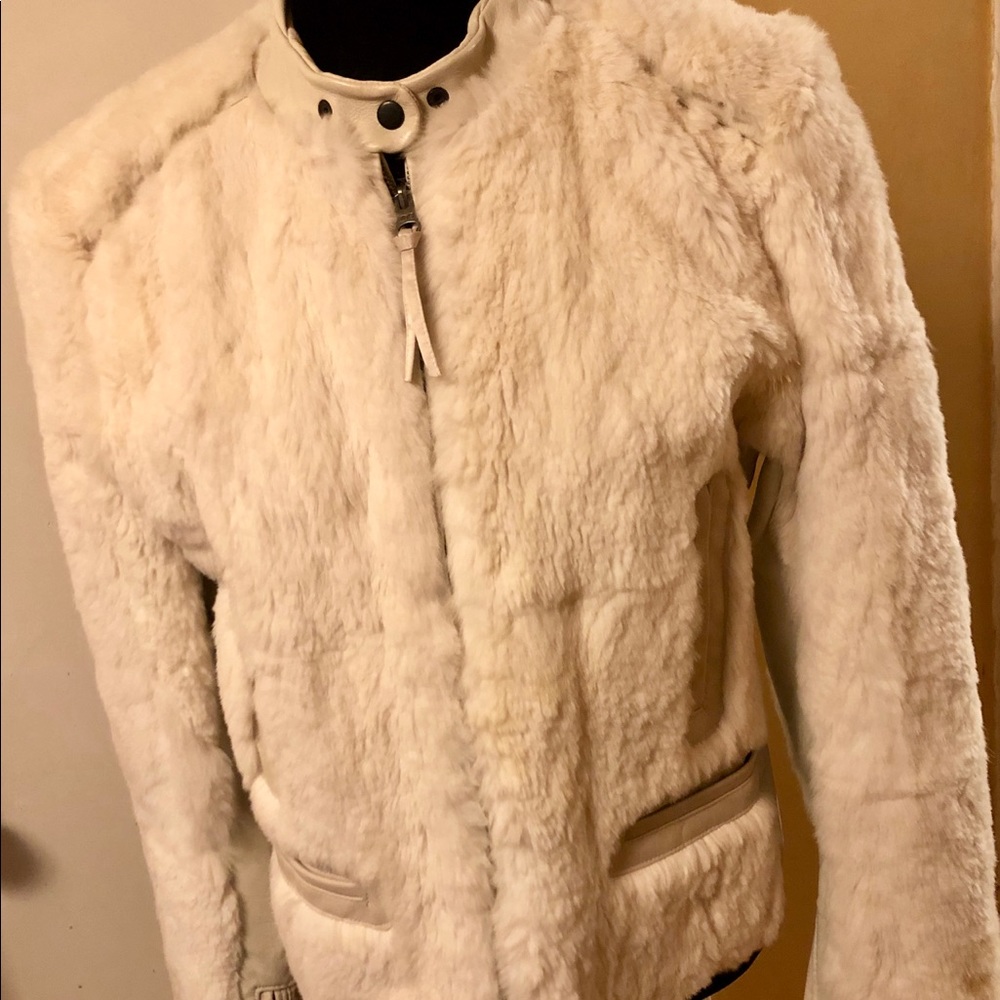 Gorgeous Reversible Winter White Jacket - image 2